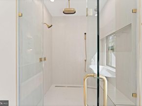 917 Timber Lane SW, Vienna VA 22180