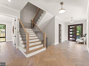 917 Timber Lane SW, Vienna VA 22180