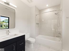 917 Timber Lane SW, Vienna VA 22180