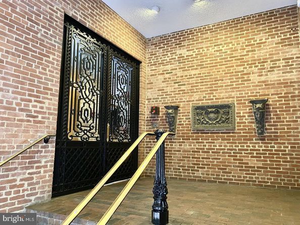 3225 Grace Street NW 101, Washington DC 20007