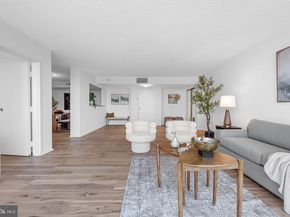 1515 S Arlington Ridge Road 703, Arlington VA 22202