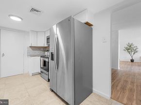 1515 S Arlington Ridge Road 703, Arlington VA 22202