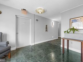 1515 S Arlington Ridge Road 703, Arlington VA 22202