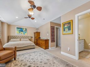 462 Oriole Street, Philadelphia PA 19128