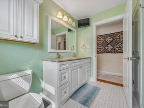 462 Oriole Street, Philadelphia PA 19128