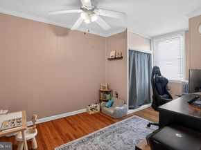 404 Kingsley Street, Philadelphia PA 19128