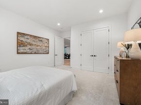 4624 26TH Street N, Arlington VA 22207