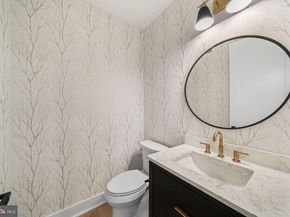 4624 26TH Street N, Arlington VA 22207