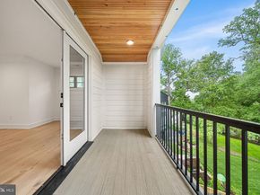 4624 26TH Street N, Arlington VA 22207