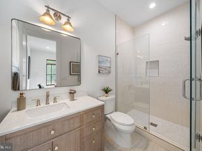 4624 26TH Street N, Arlington VA 22207