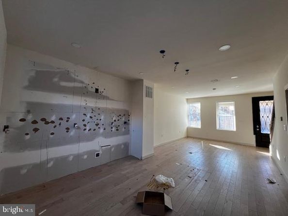 3323 Sherman Avenue NW, Washington DC 20010