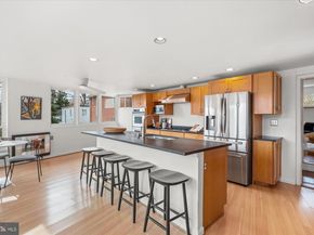 2917 Argyle Drive, Alexandria VA 22305