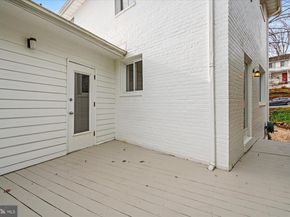 2917 Argyle Drive, Alexandria VA 22305