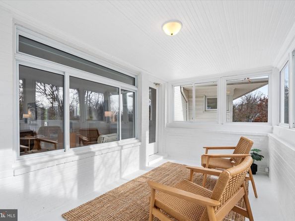 2917 Argyle Drive, Alexandria VA 22305