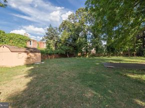 724 E Locust Avenue, Philadelphia PA 19144