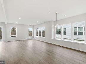 121 River Trail Circle 11, King Of Prussia PA 19406