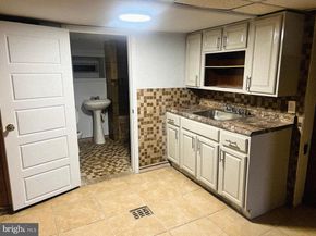 561 E Cheltenham Avenue, Philadelphia PA 19120