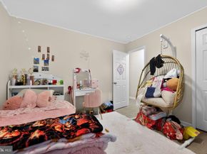 45 Indian Creek Entry, Levittown PA 19057