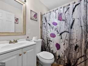 45 Indian Creek Entry, Levittown PA 19057