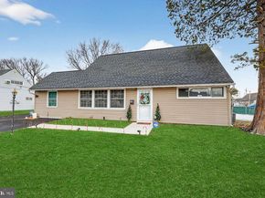 45 Indian Creek Entry, Levittown PA 19057