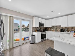 45 Indian Creek Entry, Levittown PA 19057