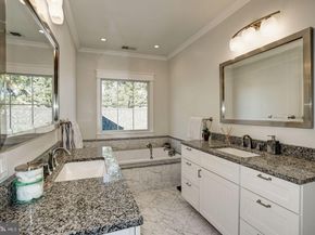 1919 N George Mason Drive N, Arlington VA 22207