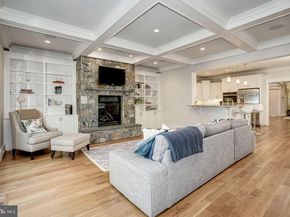 1919 N George Mason Drive N, Arlington VA 22207