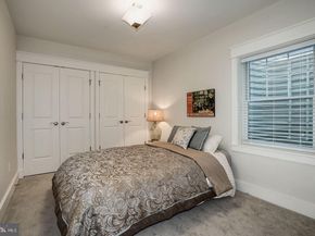 1919 N George Mason Drive N, Arlington VA 22207