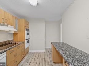 307 Yoakum Parkway 920, Alexandria VA 22304