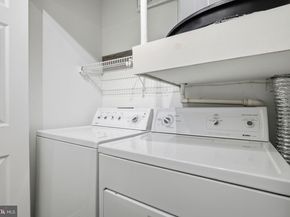 3309 Wyndham Circle 1172, Alexandria VA 22302