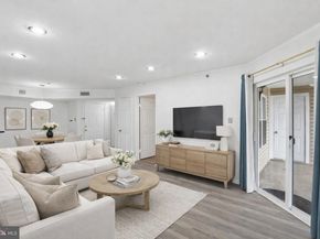 3309 Wyndham Circle 1172, Alexandria VA 22302