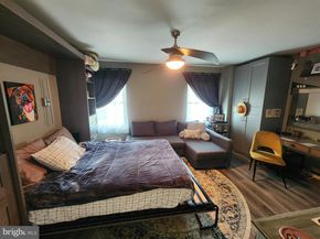 163 Leedom Way, Newtown PA 18940