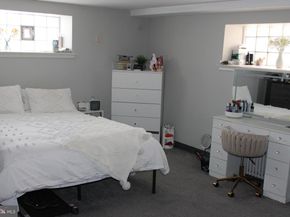 1114 E Barringer Street E, Philadelphia PA 19119