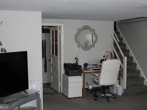 1114 E Barringer Street E, Philadelphia PA 19119