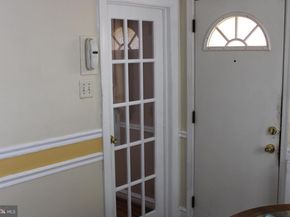 1114 E Barringer Street E, Philadelphia PA 19119