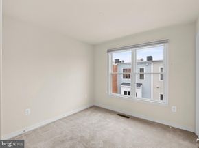 918 Pete Jones Way, Alexandria VA 22314