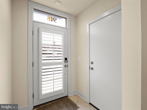 918 Pete Jones Way, Alexandria VA 22314