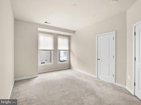 918 Pete Jones Way, Alexandria VA 22314