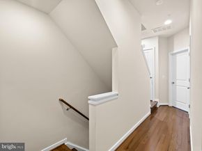 918 Pete Jones Way, Alexandria VA 22314