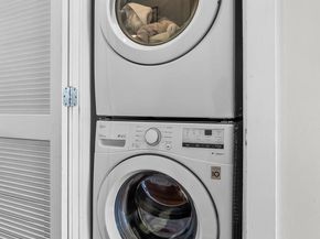 1627 Fairmount Avenue B, Philadelphia PA 19130