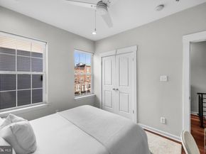 1627 Fairmount Avenue B, Philadelphia PA 19130