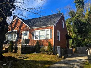 1303 Manor Road, Lansdowne PA 19050