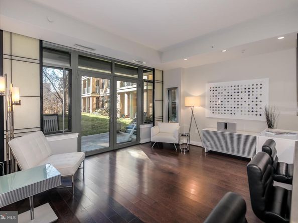 2425 L Street NW 211, Washington DC 20037