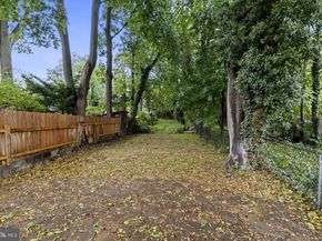 147 W Harvey Street, Philadelphia PA 19144