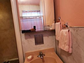 2525 S Juniper Street, Philadelphia PA 19148