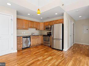 901 N Penn Street R704, Philadelphia PA 19123