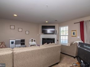 115 Old Cedarbrook Road 23, Wyncote PA 19095