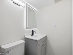 6528 N 16TH Street N, Philadelphia PA 19126