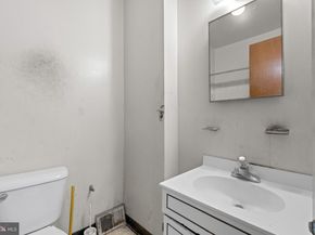 1812 S 5TH Street, Philadelphia PA 19148