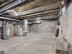 1812 S 5TH Street, Philadelphia PA 19148